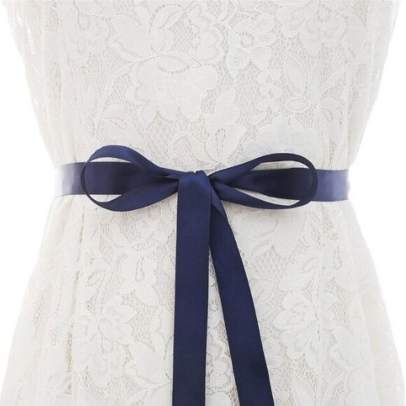 Wedding dress sash satin bow crystals sparkly elegant brand new great condition - Picture 9 of 14